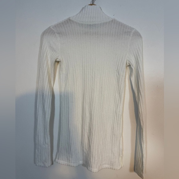 Wilfred Free Ribbed Knit Turtleneck Sweater – Off-White – Size XS - Picture 4 of 7